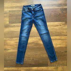 KanCan Skinny Jeans | medium wash | size 1/24
